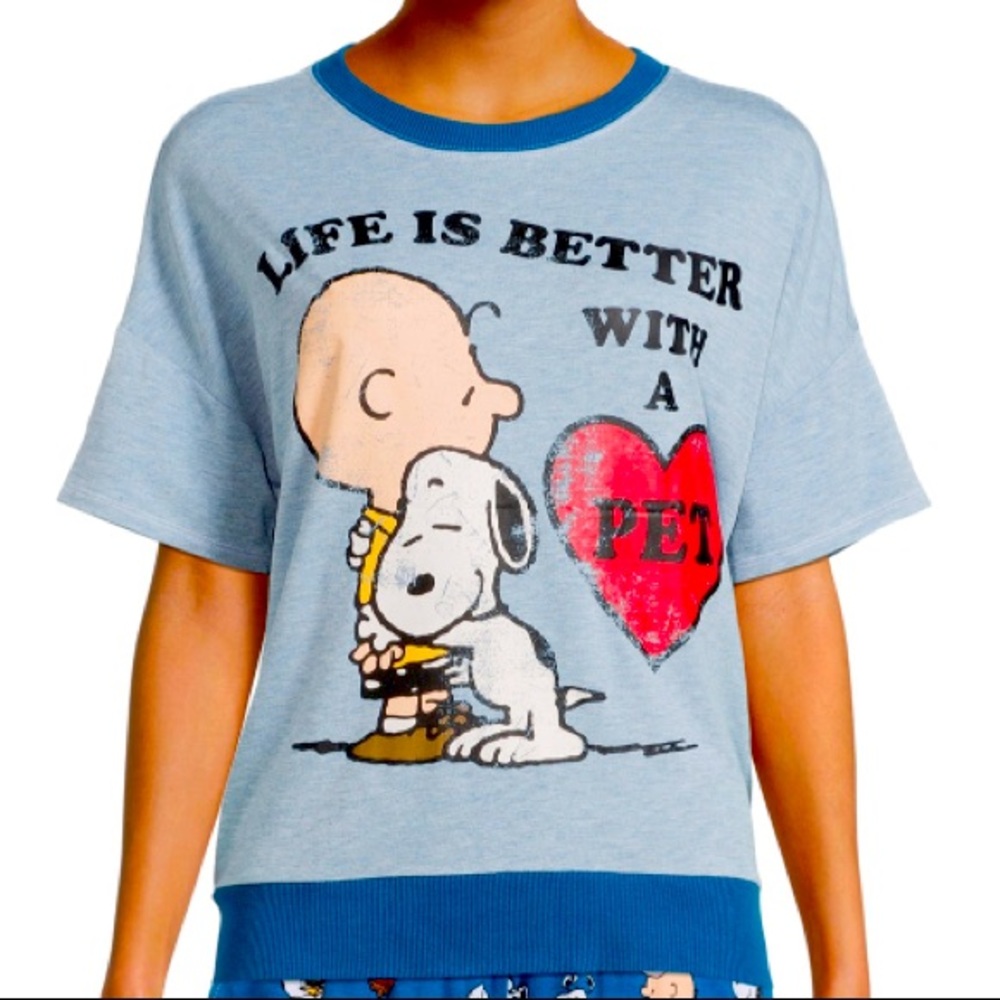Peanuts Women’s Snoopy Short Sleeve Top